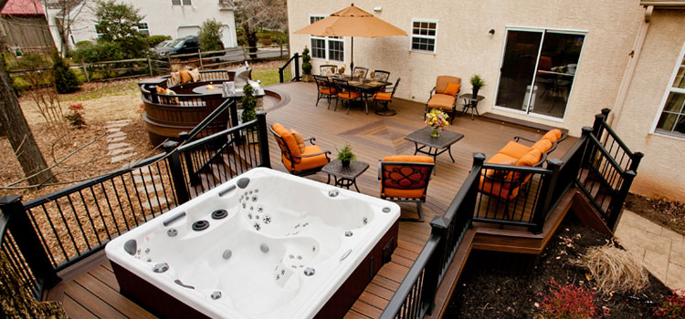 Creative Custom Decks Design in Santa Clarita, CA